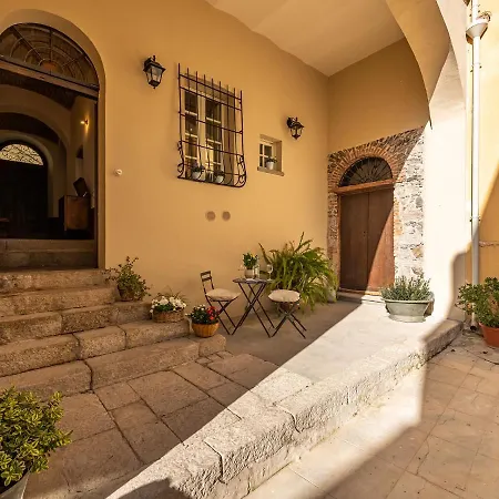 Palazzo Cherchi 4* Dorgali