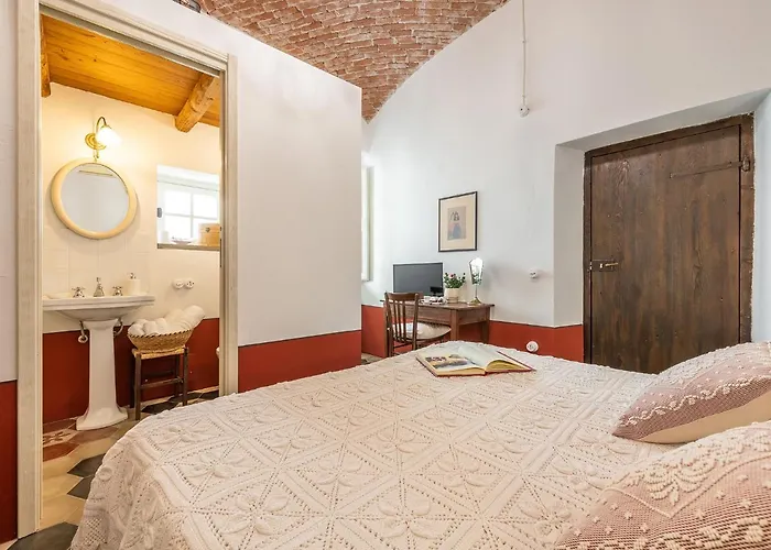 Palazzo Cherchi Bed & Breakfast