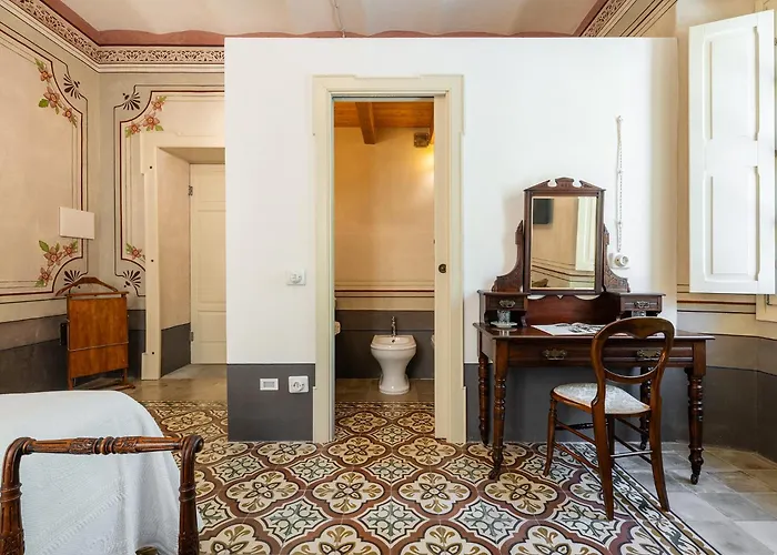 Palazzo Cherchi 住宿加早餐酒店 3*