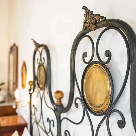 Palazzo Cherchi Bed & Breakfast Dorgali