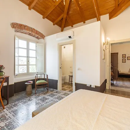 Palazzo Cherchi Bed & Breakfast