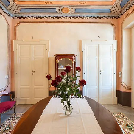 Alojamento de Acomodação e Pequeno-almoço Palazzo Cherchi 3*