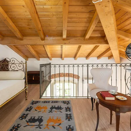 לינה וארוחת בוקר Palazzo Cherchi