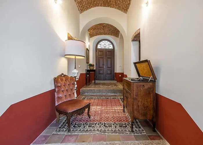 Palazzo Cherchi Oda ve Kahvaltı Dorgali