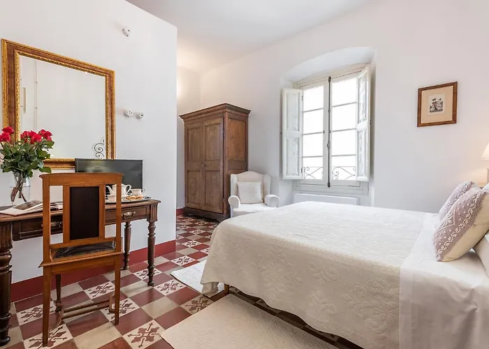 Palazzo Cherchi Oda ve Kahvaltı